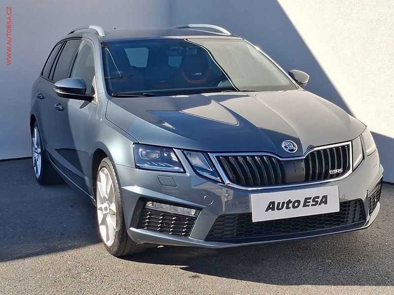 Škoda Octavia (2018) 2.0 TSi, RS, LED, navi - fotografie inzerátu