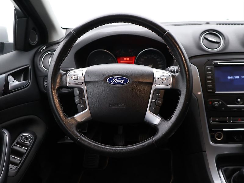 Ford Mondeo 1.6 TDCi 85kW Aut.Klima Navi - fotka 20 z 28