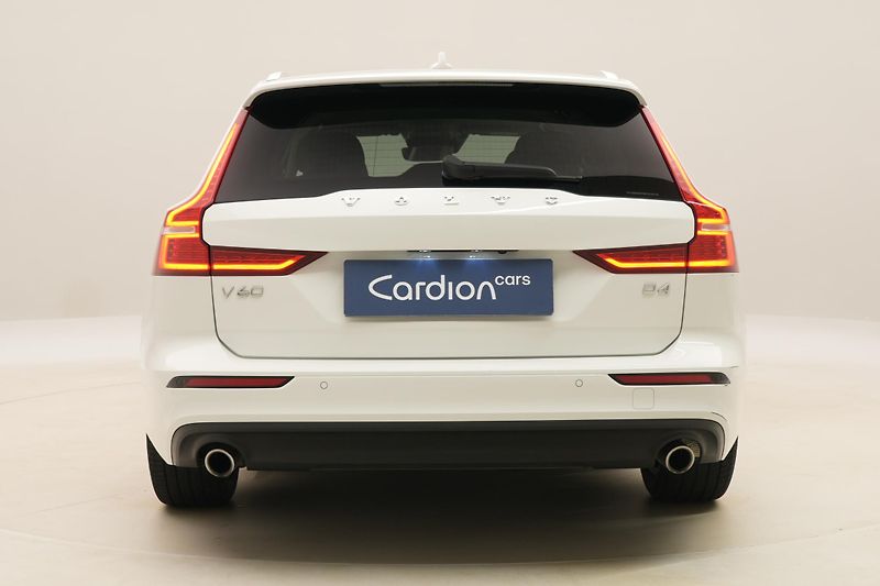 Volvo V60 D4 MOMENTUM AUT - fotka 11 z 47