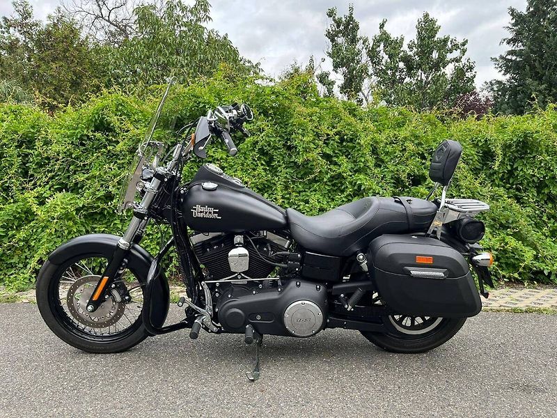Harley-Davidson FXDB Dyna Street Bob (2017) - fotka 5 z 17