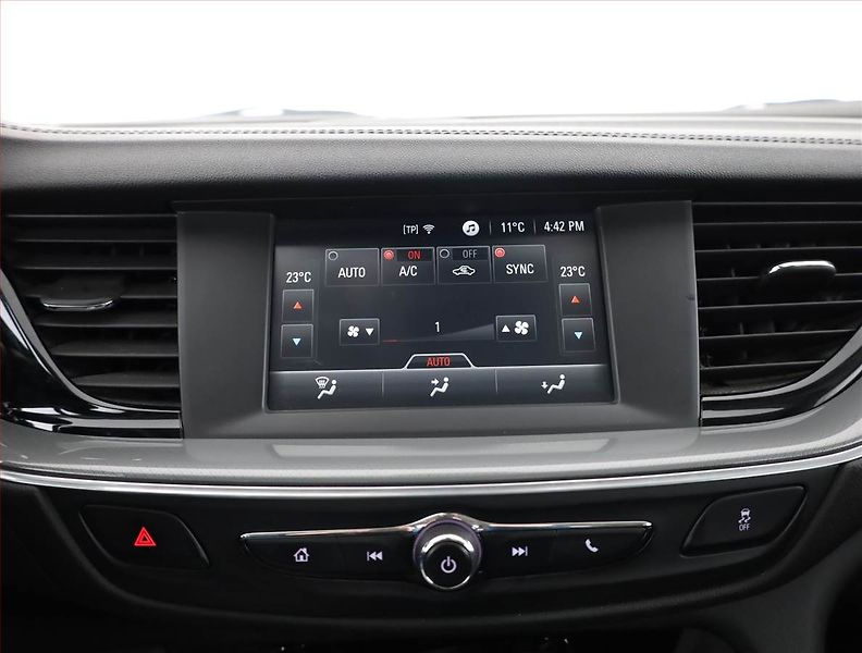 Opel Insignia (2017) 2.0 CDTI, 4X4, Serv.kniha - fotka 12 z 19