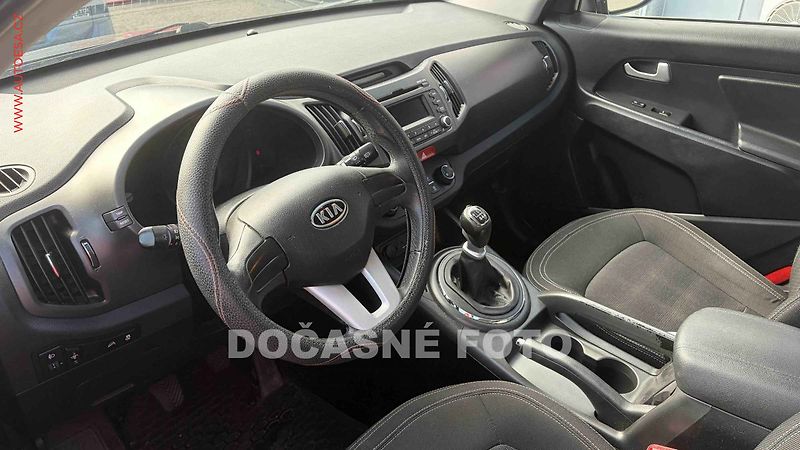 Kia Sportage (2011) 1.7 CRDi, 2.maj,ČR, AC - fotka 3 z 3