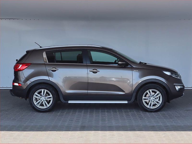 Kia Sportage (2014) 2.0 CRDi, 4X4, Serv.kniha - fotka 6 z 23