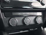 Škoda Octavia (2014) 1.6 TDI, Serv.kniha, Tempomat - náhled 17
