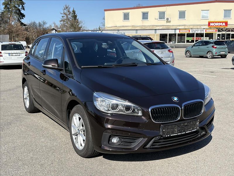 BMW Řada 2 1,5 218i 100kW AT,Led,Navi,PDC - fotka 36 z 37