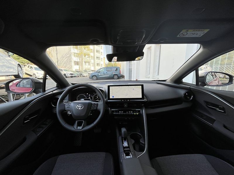 Toyota C-HR 1,8 HEV Style - fotka 26 z 27