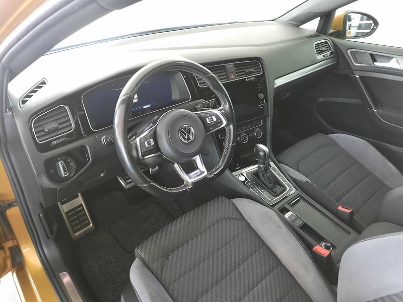 Volkswagen Golf (2017) 1.5 TSI (110kW/150k) DSG, R-Li - fotka 15 z 21