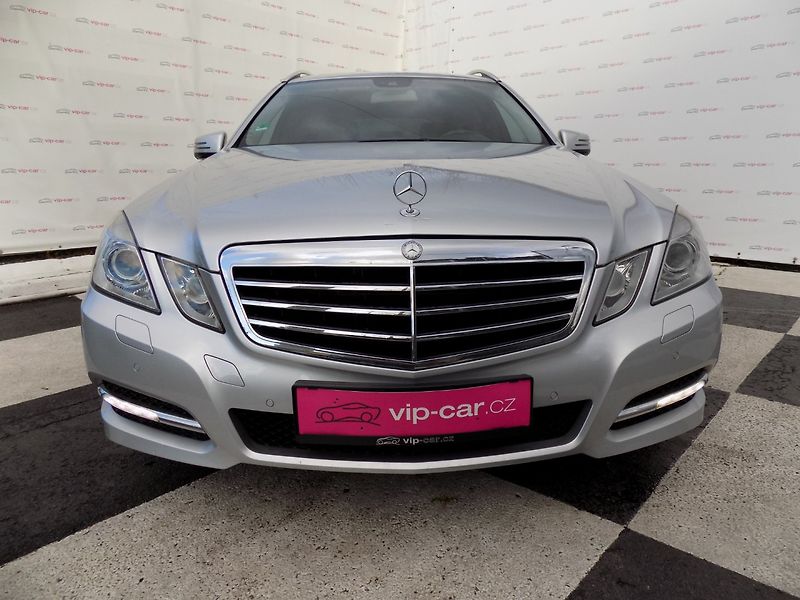 Mercedes-Benz Třídy E (2011) E 300CDI/bi-xenon/Avantgarde/ - fotka 5 z 36