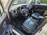 Jeep Renegade (2015) 2.0 CRD 4x4 Limited Aut Pano - náhled 25