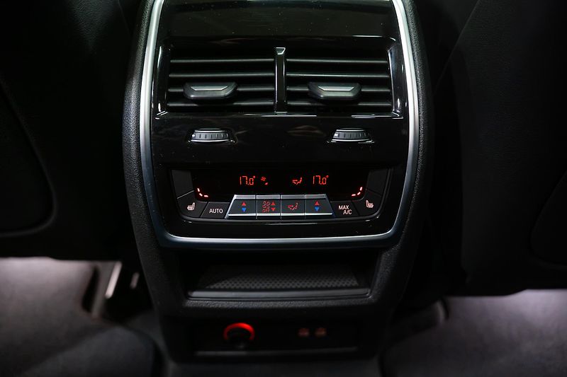 BMW X5 (2025) 30xd M-SPORT NEZAVISLÉ TAŽNÉ - fotka 31 z 52