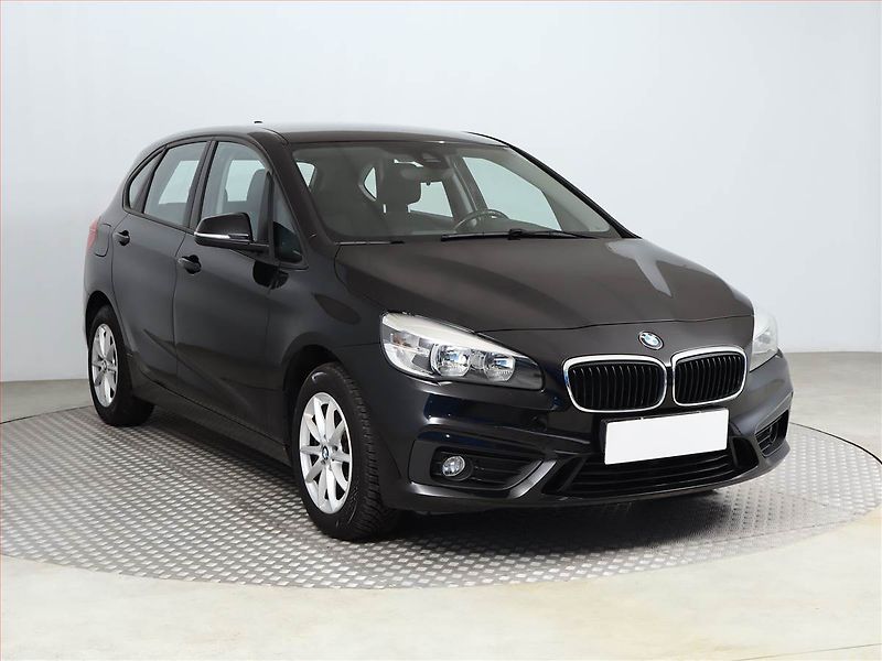 BMW Řada 2 (2016) 218d Active Tourer, Automat - fotografie inzerátu