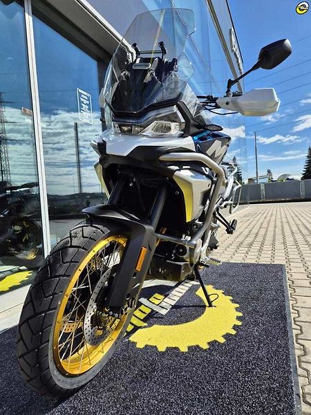 CFMOTO (2026) 700 MT Adventure + boxy za 1Kč - fotka 30 z 39