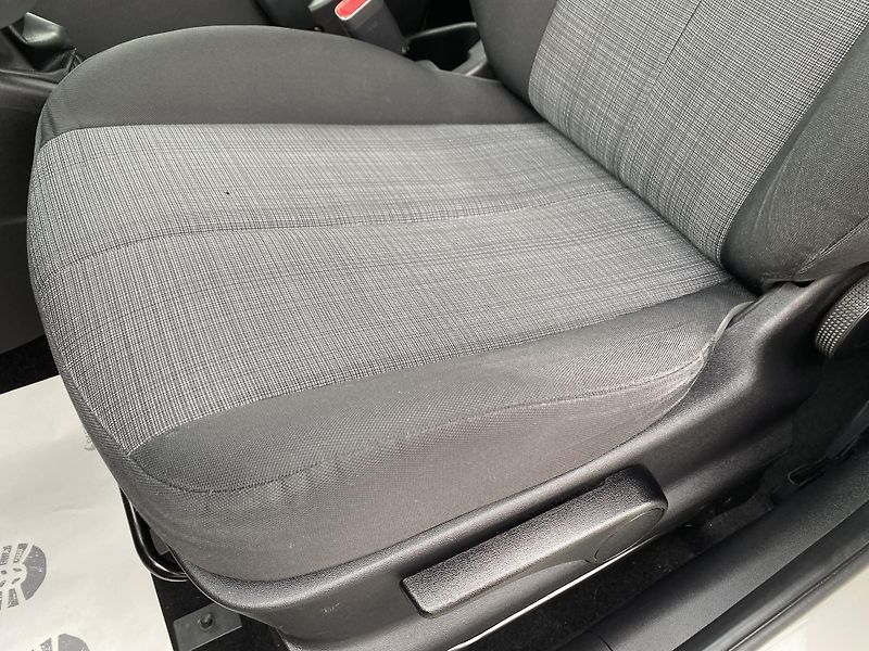 Kia Venga 1.4i 16v 90PS KLIMA SERVIS!!!  - fotka 95 z 144