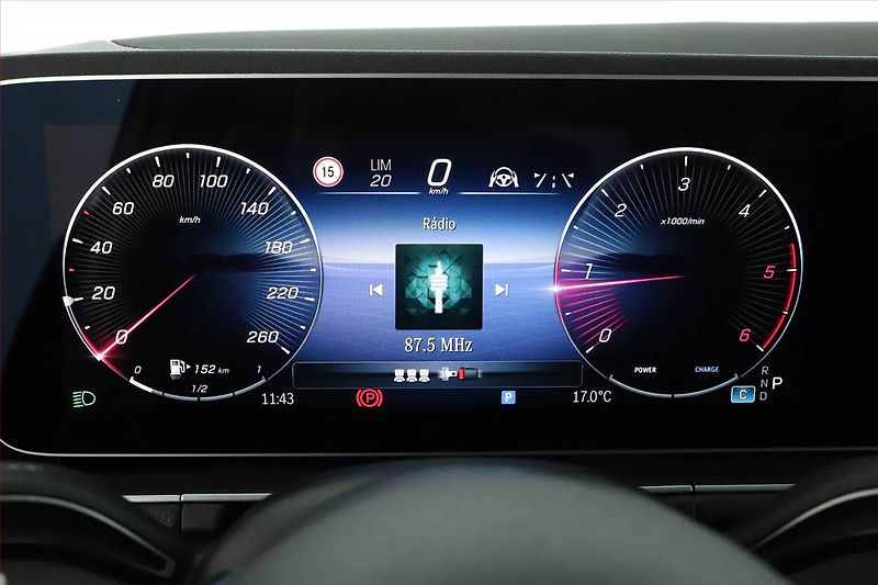 Mercedes-Benz GLE (2025) 450 d, AMG, VZDUCH, TAŽNÉ - fotka 8 z 31