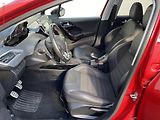 Peugeot 2008 (2018) 1.2 PT, GT Line, navi - náhled 9
