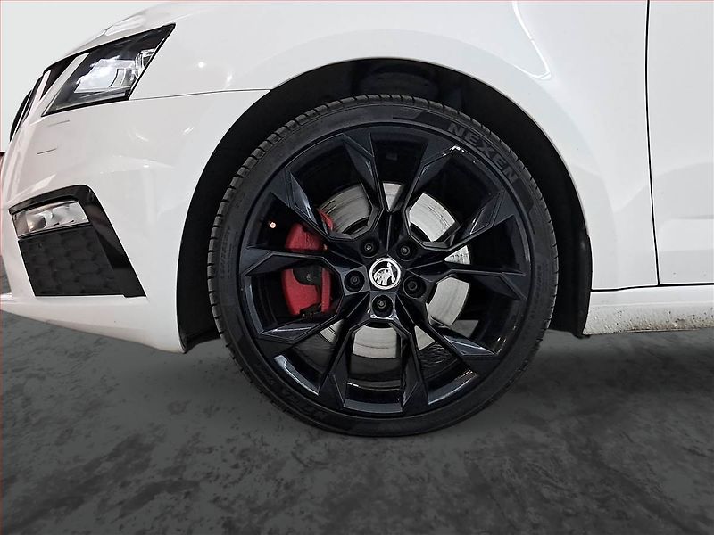 Škoda Octavia (2017) RS 230 2.0 TSI, Automat, Navi - fotka 14 z 19
