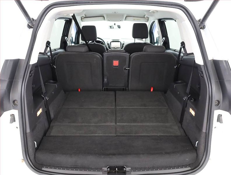 Ford Grand C-MAX (2017) 2.0 TDCi, 7 míst, Navi - fotka 19 z 20