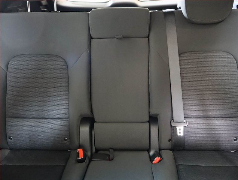 Hyundai Santa Fe (2018) 2.4 GDI, 4X4, ČR,1.maj - fotka 10 z 20