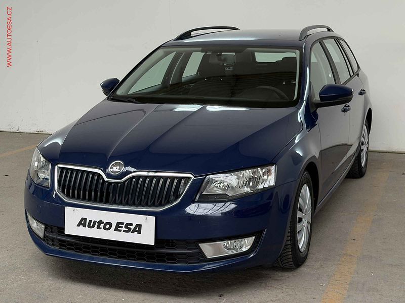 Škoda Octavia (2014) 1.6TDi 4x4, AC, výhřev sed - fotka 3 z 17