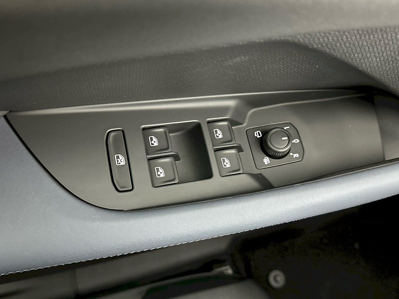Cupra Terramar (2026) VZ 2.0 TSI 195kW 4x4 DSG - fotka 24 z 29