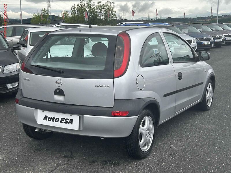 Opel Corsa (2002) 1.0, AC, STK7/28 - fotka 4 z 17