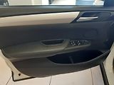 BMW X3 3.0d XDRIVE XENONY TAŽNÉ - náhled 16