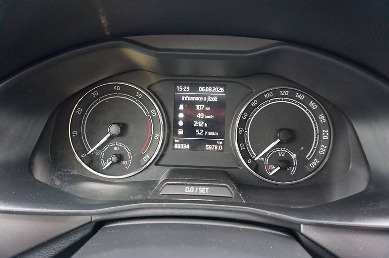 Škoda Kamiq (2022) 1,0 81 kW - fotka 21 z 35