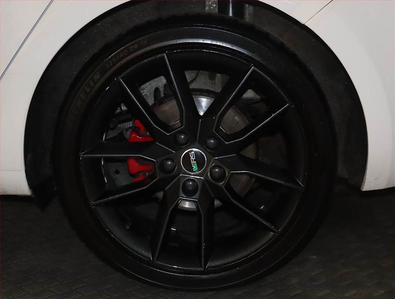 Škoda Octavia (2015) RS 2.0 TSI, Automat, Kůže - fotka 15 z 19