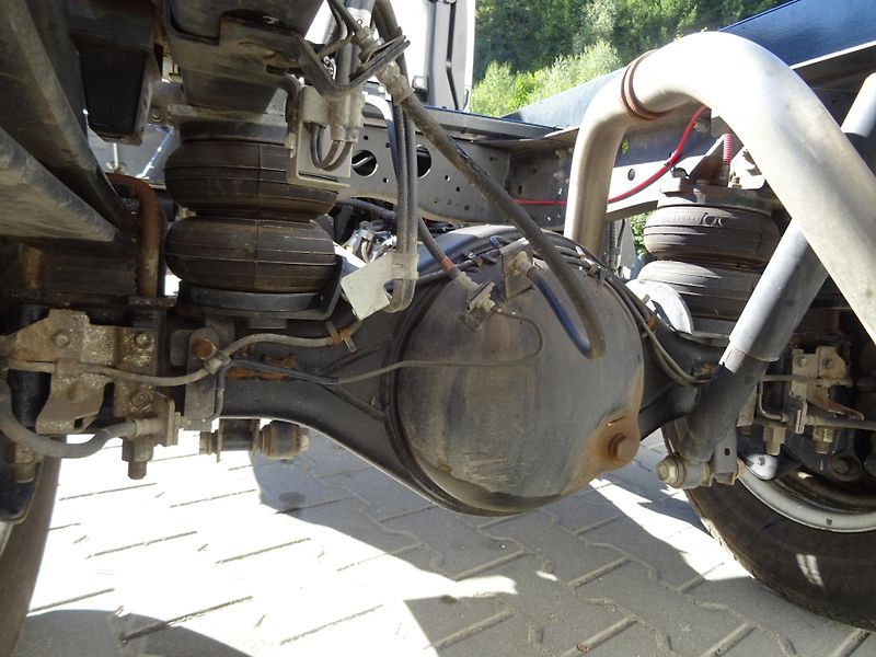 Isuzu M27 (2026) 3,0L, hákový nosič kontejnerů - fotka 31 z 35