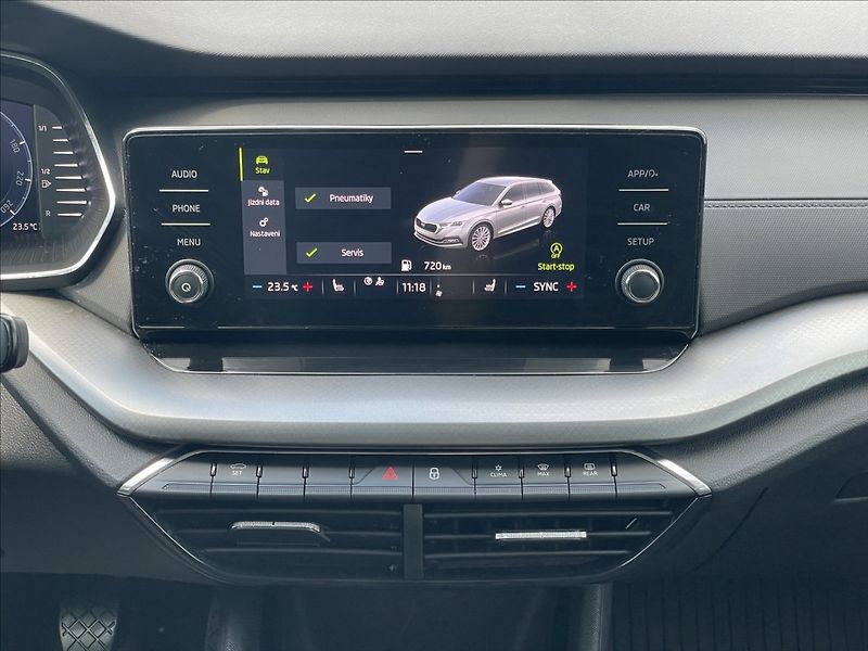 Škoda Octavia 2,0 TDI Combi Ambition Plus - fotka 12 z 23