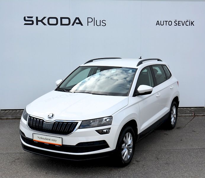 Škoda Karoq (2021) 1.0 TSI 81 kW Ambition - fotka 1 z 27