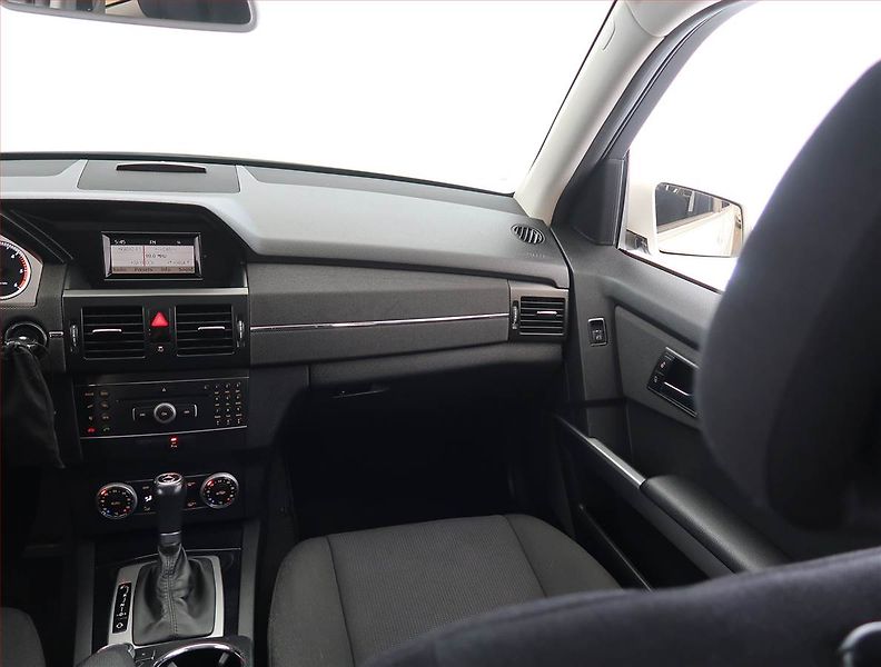 Mercedes-Benz GLK (2010) 220 CDI, 4X4, Automat - fotka 8 z 22
