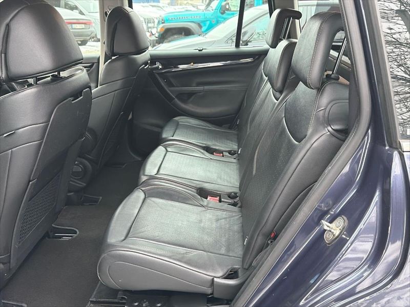 Citroën C4 Picasso 2,0 HDi 120 KW 7 míst DPH - fotka 11 z 26
