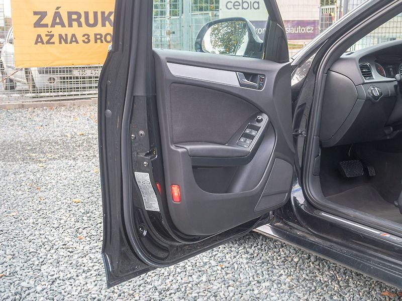 Audi A4 (2008) 2.0TDI 105KW Sline – ROZVODY - fotka 10 z 45