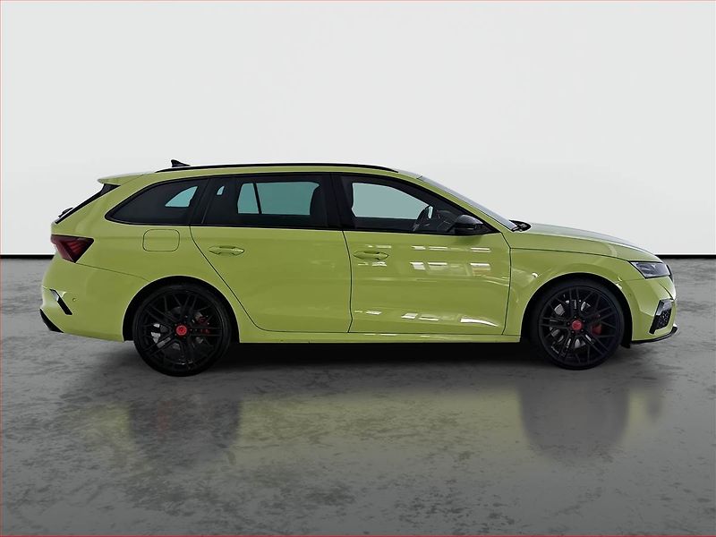 Škoda Octavia (2023) RS 2.0 TSI - fotka 6 z 20