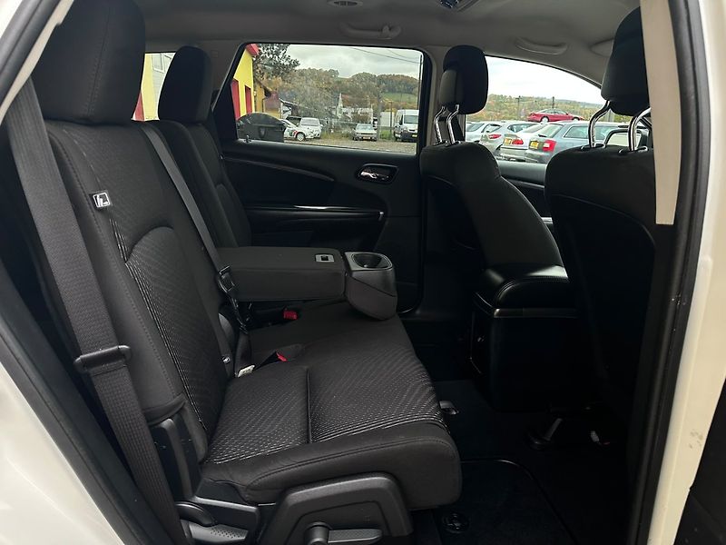 Fiat Freemont (2012) 2.0 M-JTD  7míst/Tempomat - fotka 24 z 39