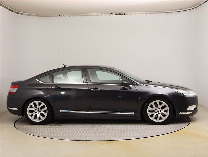 Citroën C5 (2012) 2.2 HDI, Automat, Navi, Xenony - fotka 6 z 26
