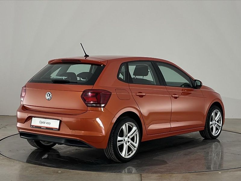 Volkswagen Polo Highline - fotka 2 z 27