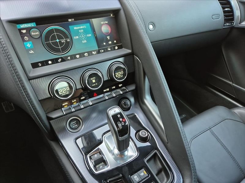 Jaguar F-Type 3,0 P380 RWD YUNNAN YELLOW - fotka 19 z 19
