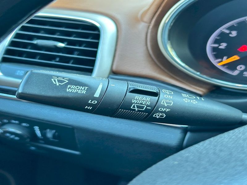 Jeep Grand Cherokee (2015) 3,0L V6 Diesel 184kW Summit 4W - fotka 11 z 26