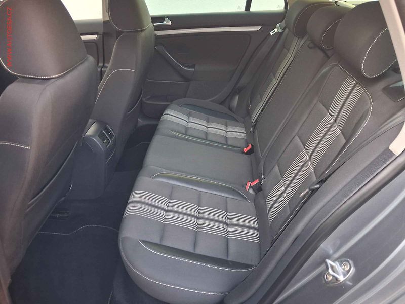 Volkswagen Golf (2013) 1.4 TSi, Match, Webasto - fotka 10 z 17