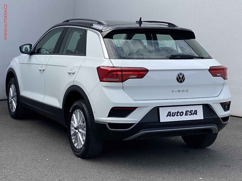 Volkswagen T-Roc (2021) 1.5 TSi, Comfortline, DSG - fotka 6 z 17
