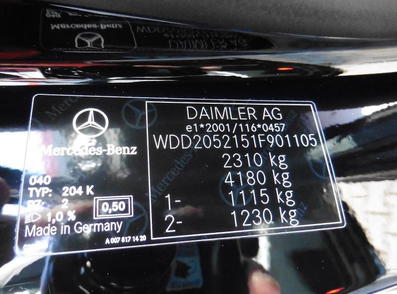Mercedes-Benz Třídy C 220d 4Matic Avantgarde, Navi, - fotka 20 z 20