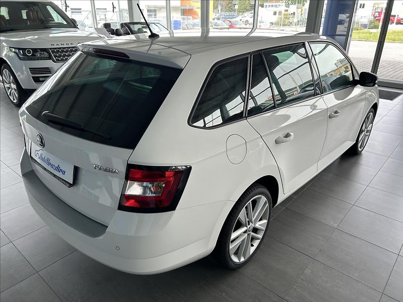 Škoda Fabia 1,2   TSI 81kW,SERVISKA,STYLE - fotka 6 z 28