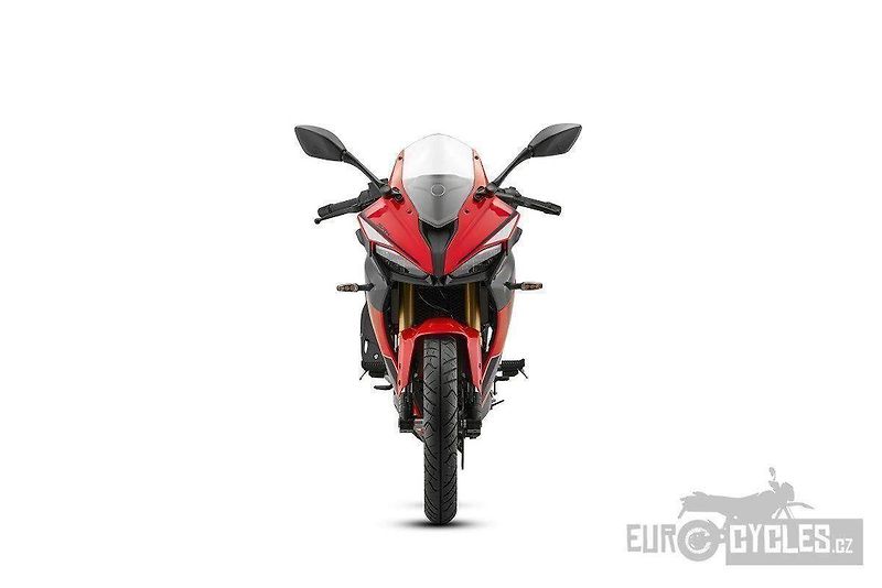 QJ Motor SRK 125 R (2026) - fotka 10 z 18