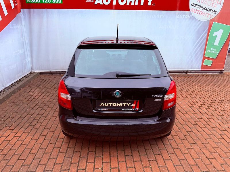 Škoda Fabia 1.2 TSi Ambition, 75 tkm - fotka 7 z 19
