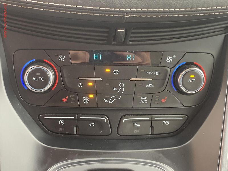Ford Kuga (2017) 2.0TDCi 4x4, Vignale, AT, - fotka 18 z 21