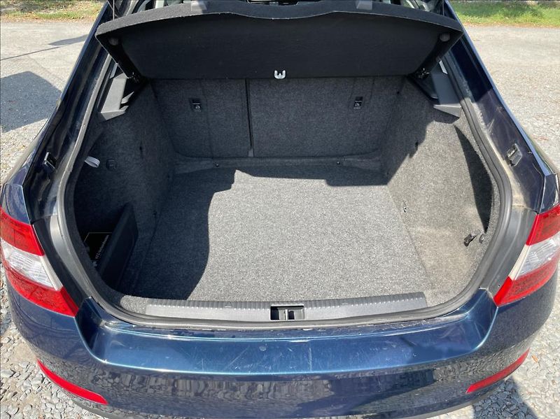 Škoda Octavia 1,2 TSi 77kW  Senzory,Tempomat - fotka 39 z 49
