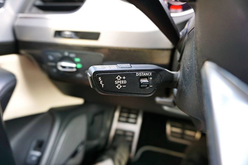 Audi SQ7 (2017) SQ 4,0 TDI V8 320 kW - fotka 41 z 55