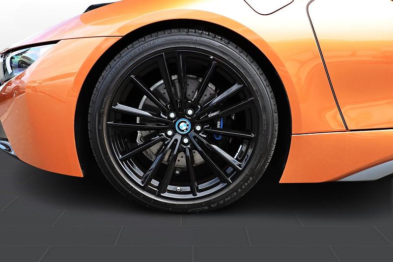 BMW i8 - fotka 6 z 19